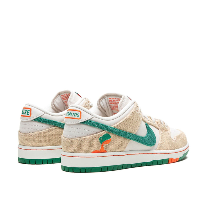 SB DUNK LOW 